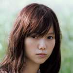 宮崎あおいと岡田准一が週刊誌に熱愛画像！離婚原因はやはり不倫？