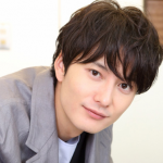 岡田将生が銀魂でカツラップを披露！彼女は新垣結衣で映画やドラマも調査！